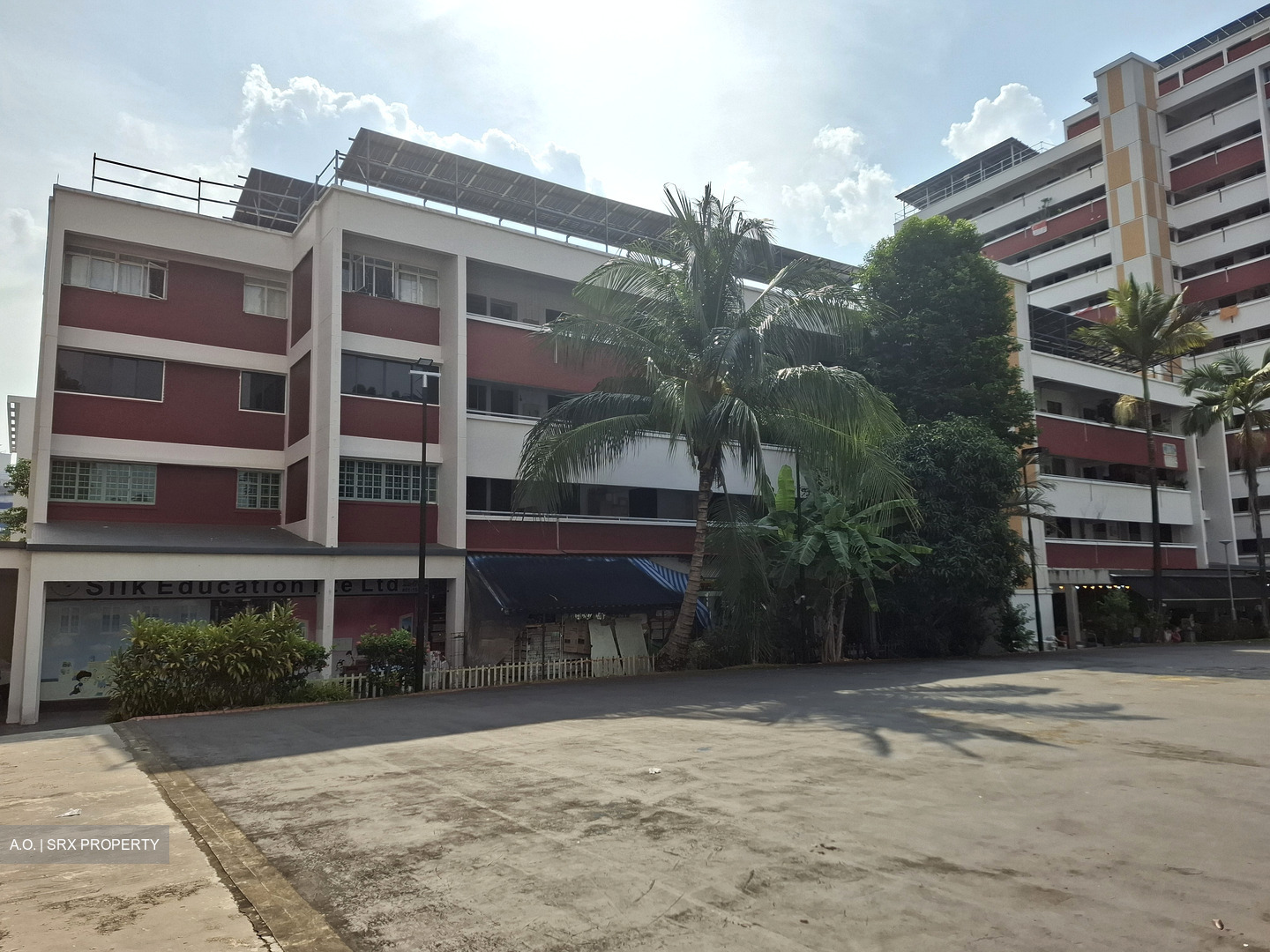 Hougang Street 22 (D19), Shop House #628543101